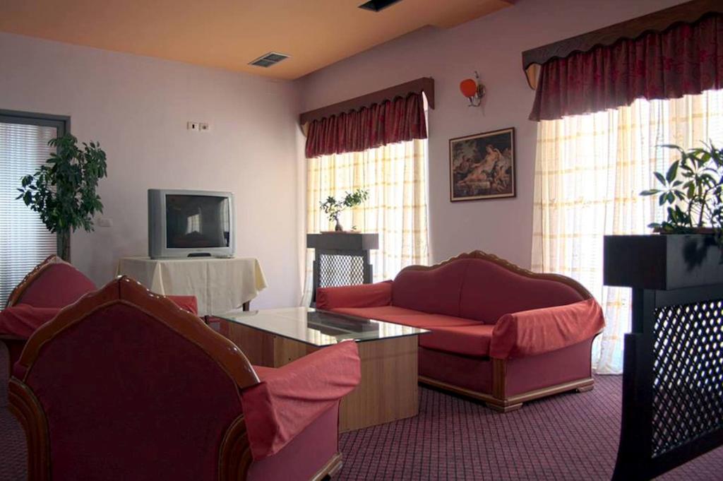 Kriva Resort Elbasan Exterior photo